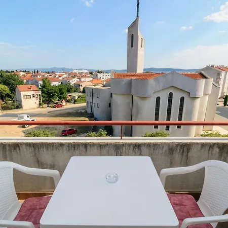 Apartman Zara